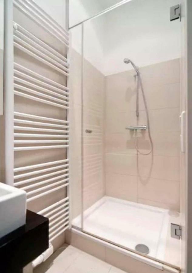 Marvelous Midtown Apartment Vienna Exterior photo